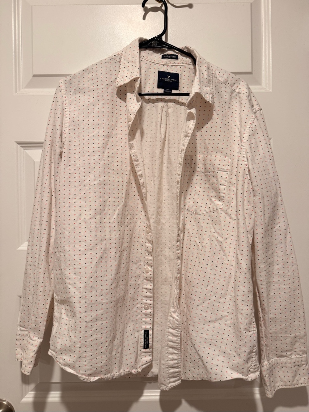 American Eagle Outfitters White Button-Up Shirt with Tiny Red & Blue Dots